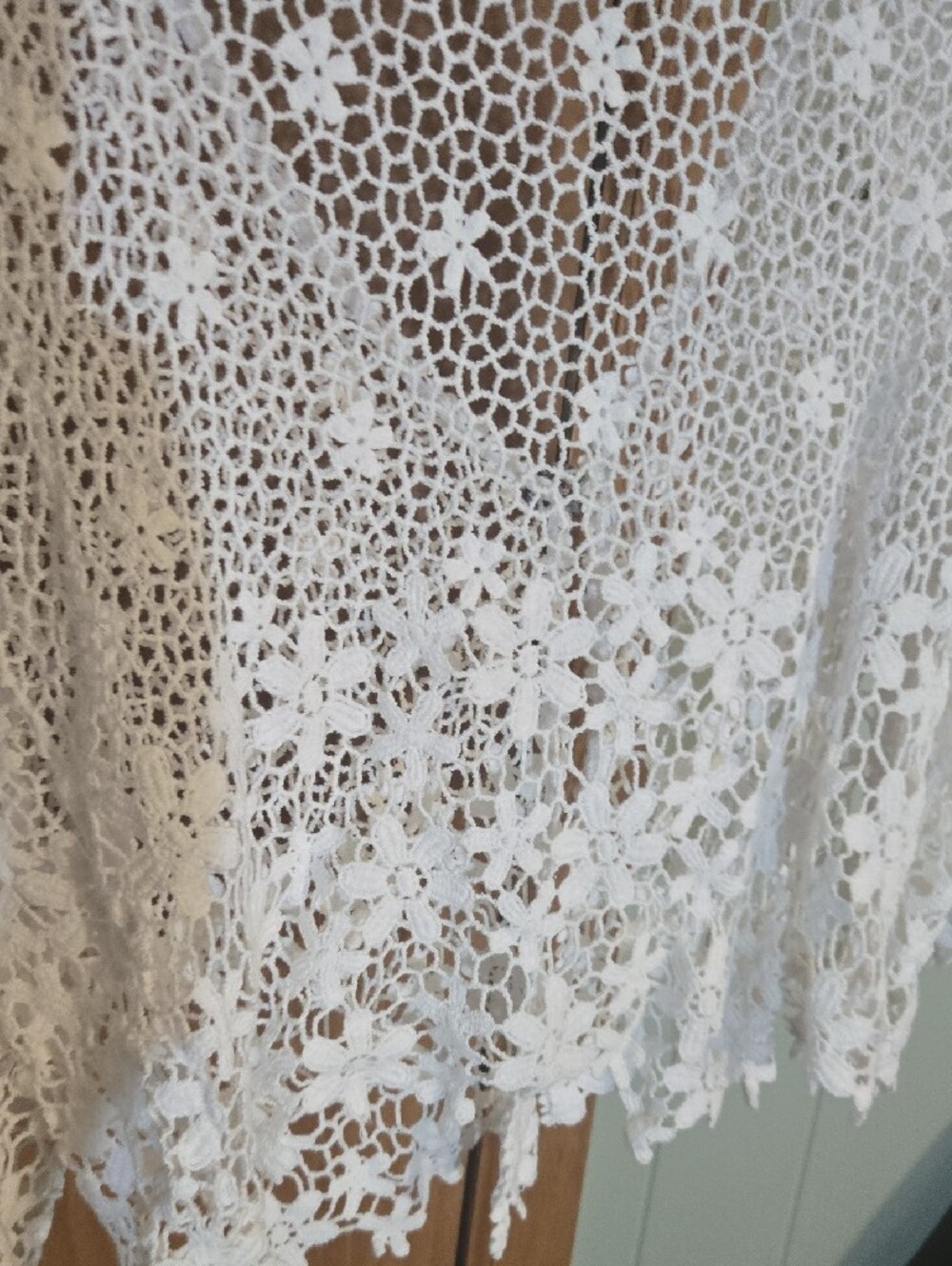 Chelsea & Violet White Crochet Open-Front Cardigan Shrug - Picture 4 of 4